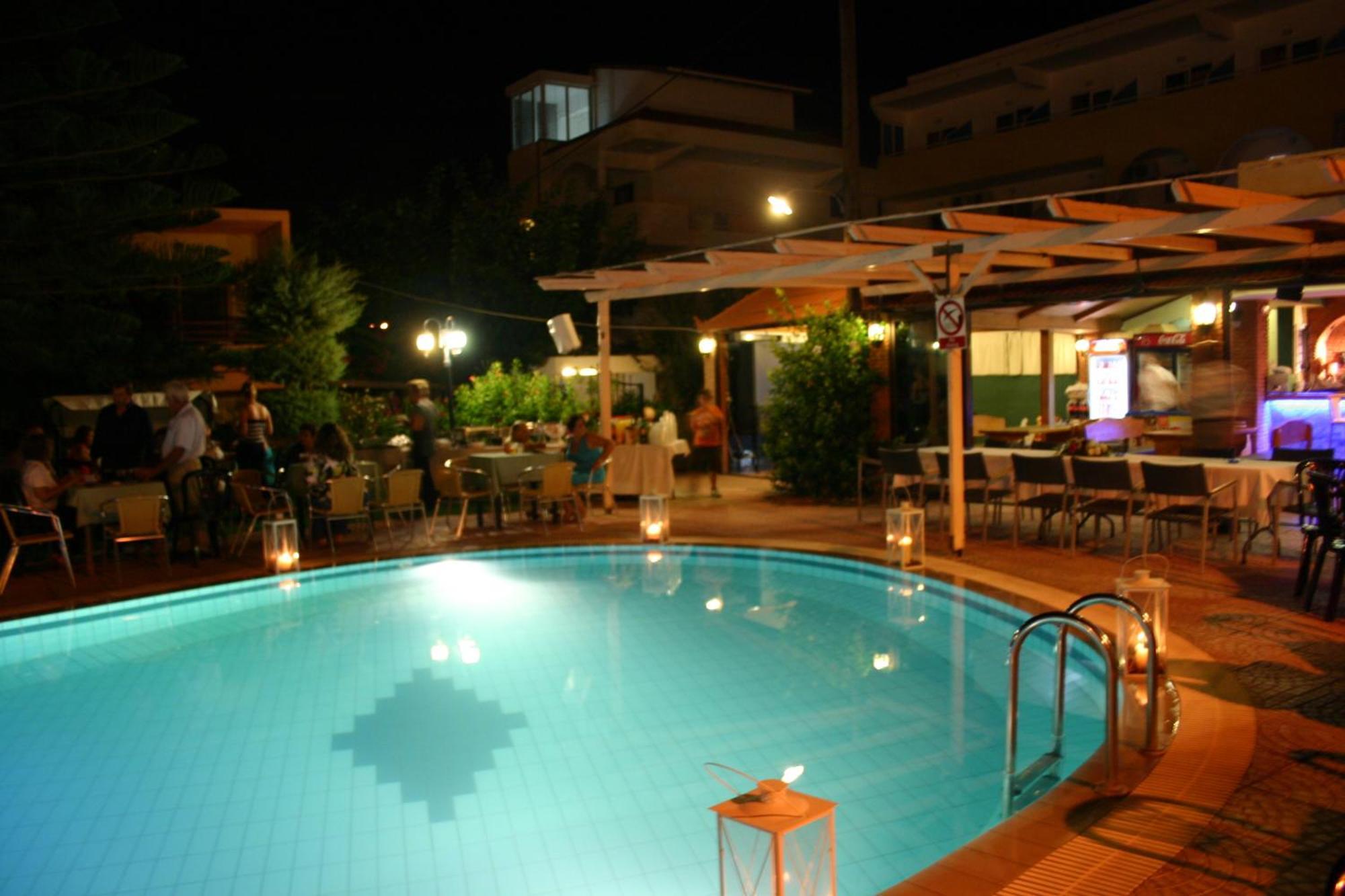 Lyristis Dinos Studios & Apartments Faliraki Zewnętrze zdjęcie