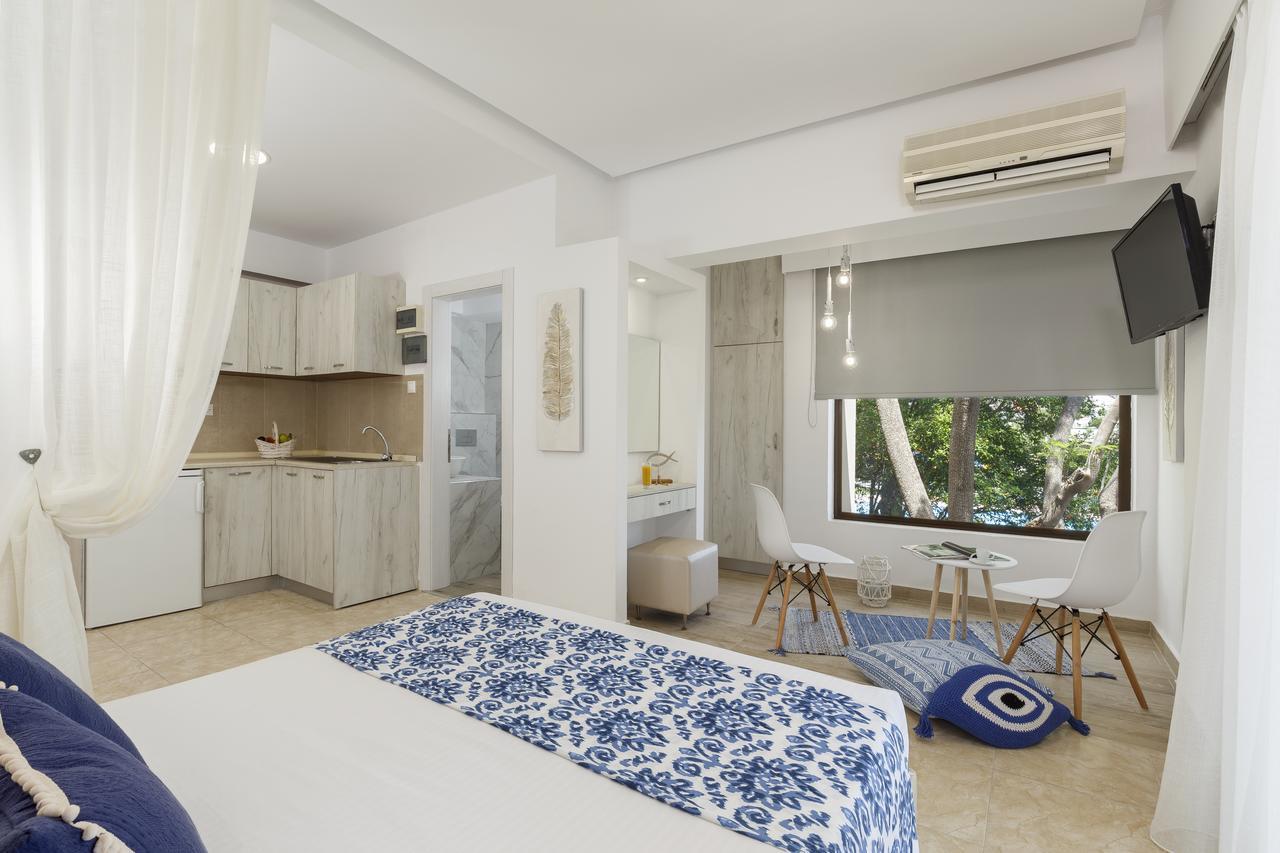 Lyristis Dinos Studios & Apartments Faliraki Zewnętrze zdjęcie